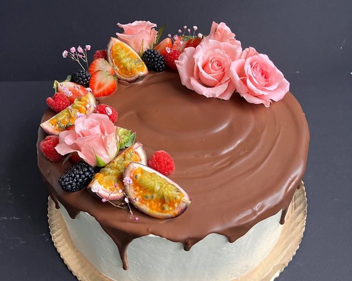 Čokoládovo-mascarpone torta s ovocím