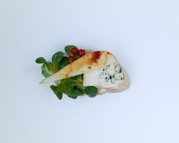 Kanapka gorgonzola a grilovaná hruška