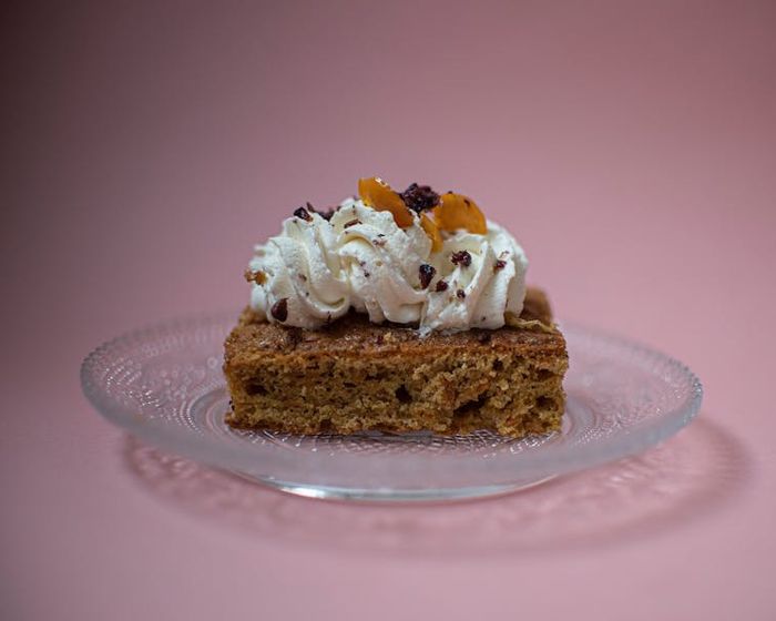 Mrkvový koláč s pomarančovo-mascarpone penou
